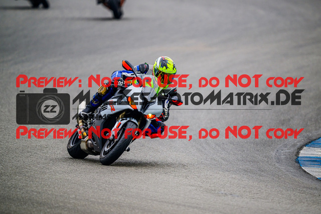 MaZZes_FotoMatrix_240521_6007705_1988 | GELB