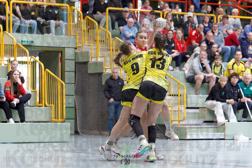 Hessenmeisterschaft wJC - Finale; HSG Kleenheim - HSG Weiterstadt/ Braunsh.Worf. | Hessenmeisterschaft wJC - Finale; HSG Kleenheim - HSG Weiterstadt/ Braunsh.Worf. am 22.03.2025 in Biedenkopf (Sporthalle Lahntalschule)Photo © 2025 - Jörg Heinrich - Realisiert mit Pictrs.com