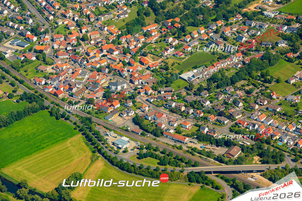 Luftbild Vs Google Maps  Lobenhausen  Körle -Das Luftbild wurde 2025 vom UL-Flugzeug heraus erstellt ( keine Drohnenluftbilder ) - Hochauflösende Luftaufnahme -Nicht vergleichbar mit Google Maps oder Satelittenbilder- Die Geschenkidee !Mit Lizenz und Bildrechte bestellbar