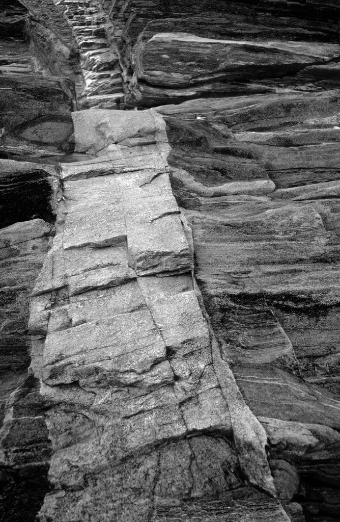 Steinwort_Verzasca_Quarztreppe_sw | Beegebilder online. 
BIldarchiv von Beege Fotodesign mit ausgewählten Werken, die sich besonders gut für die Dekoration Ihrer Räume oder Wände eignen. 