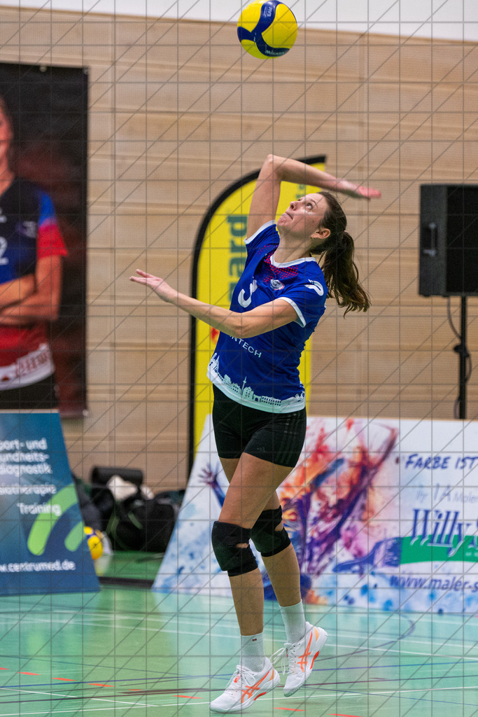 Verbandsliga 1 (Frauen) | VCO Osnabrück II vs. VFL Lintorf | 07.02.26: Verbandsliga 1 (Frauen) | VCO Osnabrück II vs. VFL Lintorf / Osnabrück / Deutschland  //   CREDIT:www.bullenfotos.de, Martin König, Hörner Weg 40, D-49078 Osnabrück, +4917663732967 // Nutzung und Weitergabe nur zu den vereinbarten Zwecken. Presseanfragen an Ersteller. Alle Rechte beim Ersteller. Honorierung nach MFM. - Realisiert mit Pictrs.com