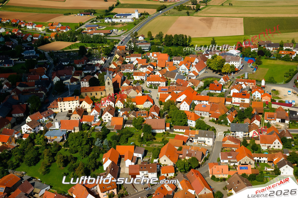 Die Luftaufnahme der Stadt Reckendorf wurde vom UL-Flugzeug heraus erstellt ( keine Drohne )- hohe Auflösung für beste Qualität