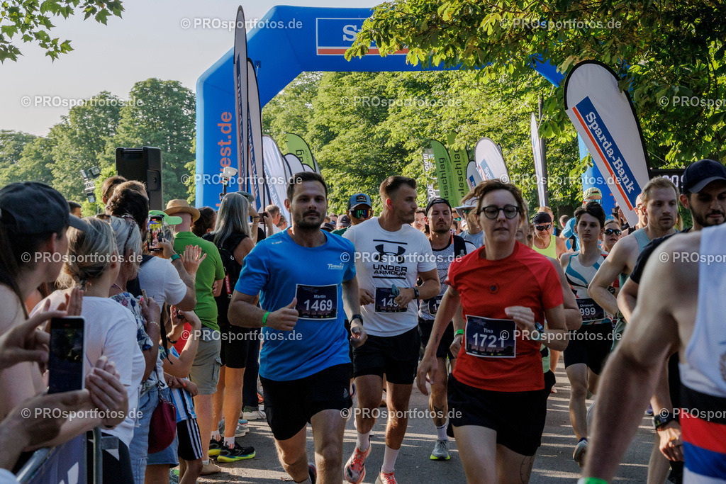 Sparda-Bank Nachtlauf Bonn; Bonn, 18.06.2025 | Impressionen vom Sparda-Bank Nachtlauf Bonn am 18.06.2025 in Bonn (Nordrhein-Westfalen). 