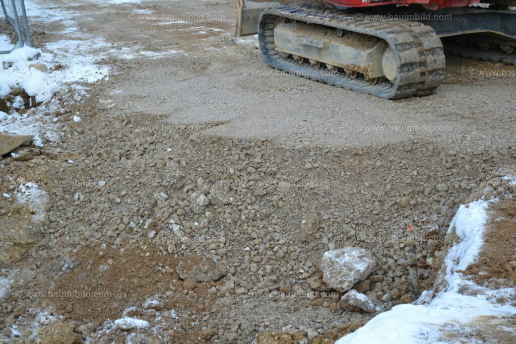 bib-lg02-erdarbeiten-0206 | Nach LV-Leistungsgruppen sortierte Detailfotos über den Bau eines Hauses. Alle Hausbau-Bilder direkt vom Urheber und Autor der Website Haus-Selber-Bauen.com