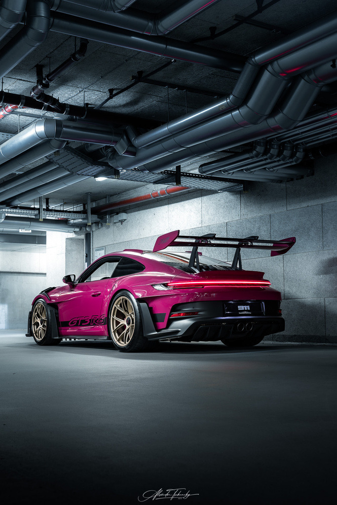 911 GT3 RS Sternrubin Neo | Entdecken Sie die faszinierende Welt von Alexander Tschuncky Arts: Kreative Fotografie, atemberaubende Automobilkunst und hochwertiger Bilderdruck. Lassen Sie sich inspirieren! - Realisiert mit Pictrs.com