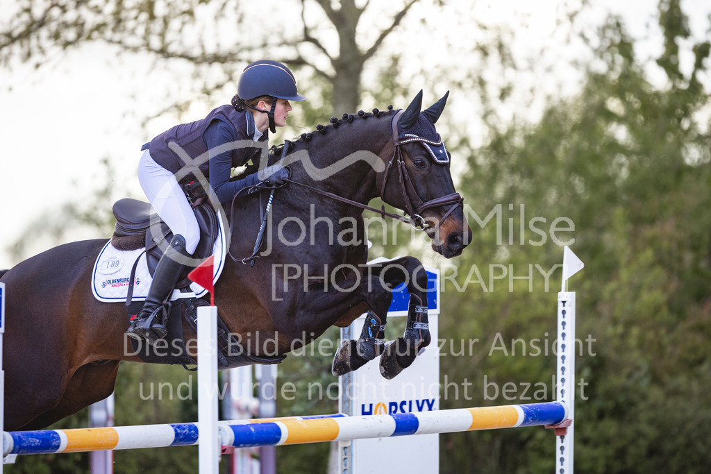 240424_Lemwerder_Stil-L-245 | Deine schönsten Turniermomente als professionelle Fotos! Entdecke hochwertige Pferdesport-Fotografie im Online-Shop. Jetzt Fotos finden & bestellen!