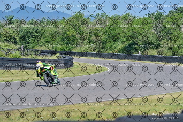 26BT02-0450 | markuskiefer.com - Realisiert mit Pictrs.com