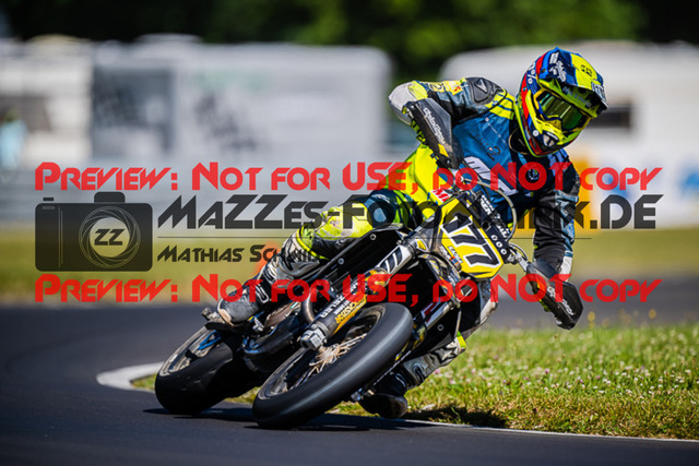 MaZZes_FotoMatrix_220702_2676 | S1