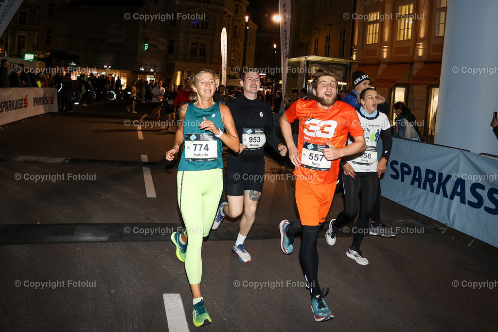 A-BINDER_20220922_0086 | LINZ,  AUSTRIA,22.Sept. 2022 - Night Run, Image shows Night Run.
Photo: Sportmediapics.com/ Manfred Binder