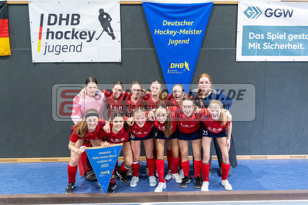 HK_20250223_103389 | Deutsche Meisterschaft wU14 Finale und Ehrungen am 23.2.2025 Düsseldorfer HC, Düsseldorf