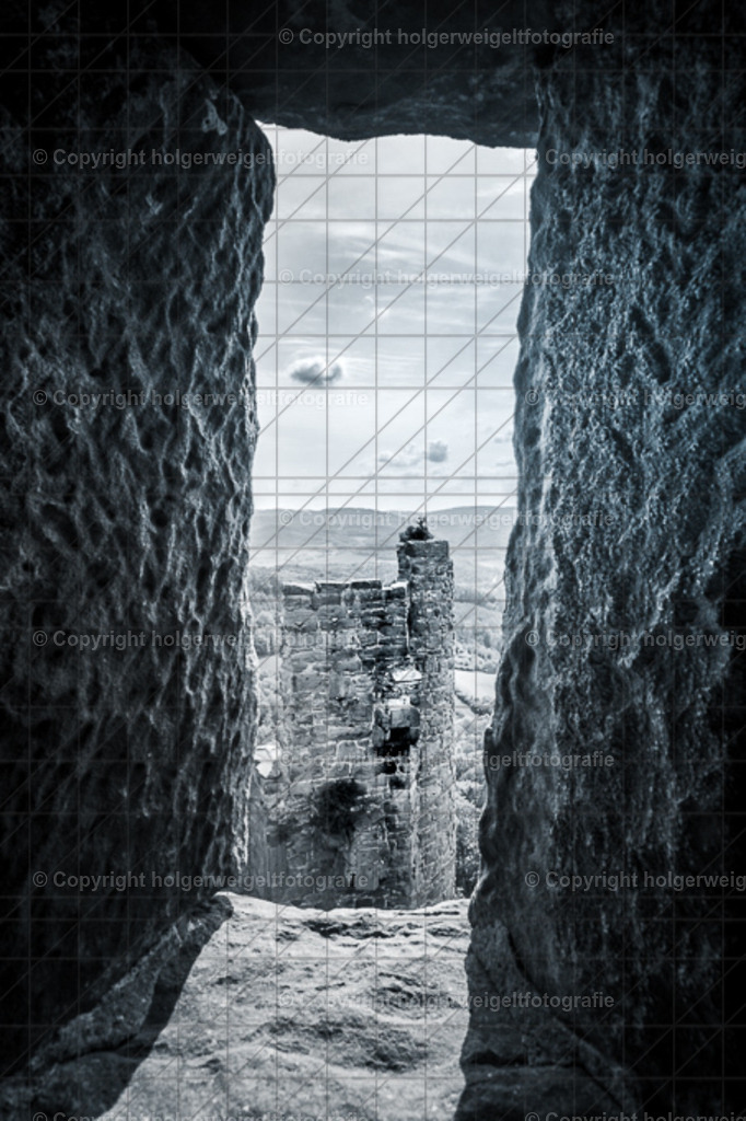 See trough | Kaufen sie online außergewöhnliche Fotografien auf Leinwand Acrylglas Fotoprint Aludibond von holgerweigeltfotografie - Realized with Pictrs.com
