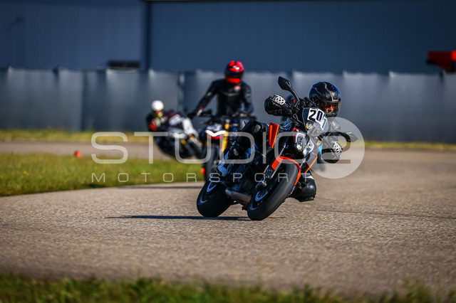0201-260509DCB-004_201 | Deine Full-Service-Agentur für ✔️Videoproduktionen und ✔️Motorsportfotografie Jetzt Angebot anfragen!