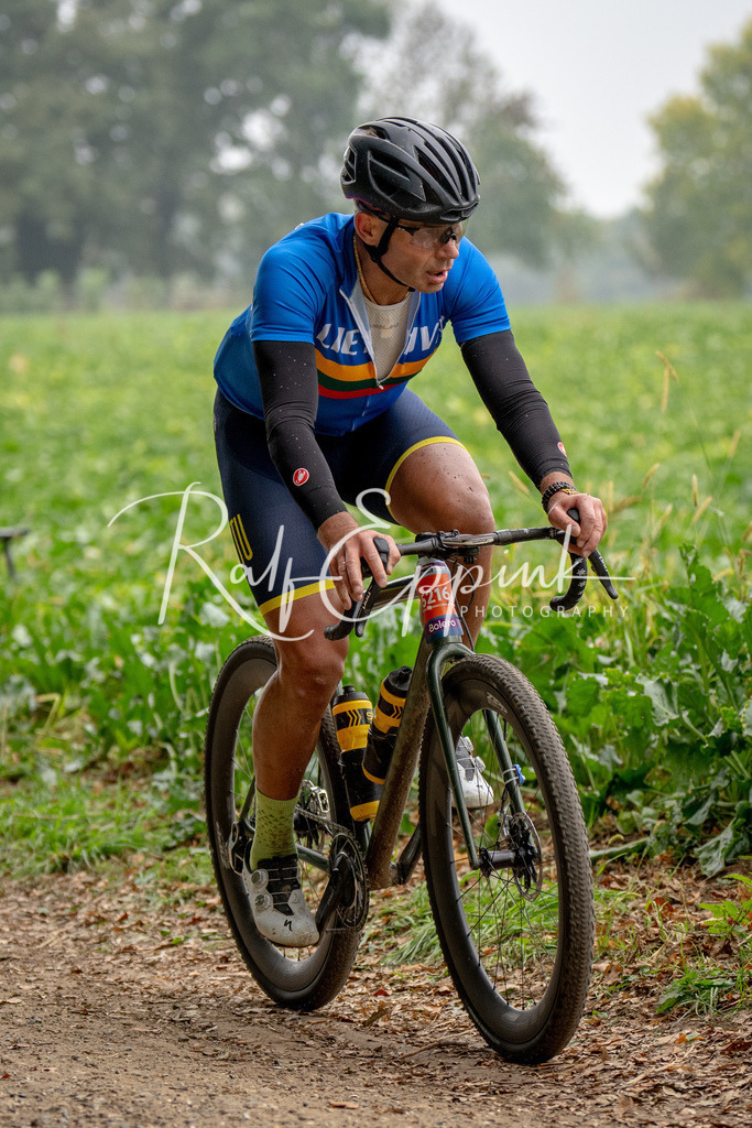 Ralf Eppink Photography 20251011_DSC00600 | Sportfotografie, Eventfotografie, Porträtfotografie, Radsport Fotograf, Triathlon Fotograf, Düsseldorf Fotograf, Köln Fotograf, Actionfotografie, Teamfotografie, Peoplefotografie, Business Portraits, Veranstaltungsfotografie, Reportagefotografie - Realisiert mit Pictrs.com