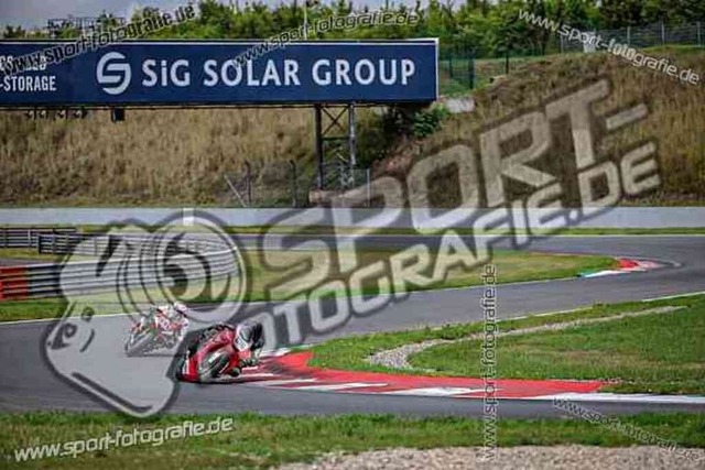 pubi0409 | Professionelle Fotos von Sportveranstaltungen, aber auch Hochzeiten und anderen Events. - Realisiert mit Pictrs.com