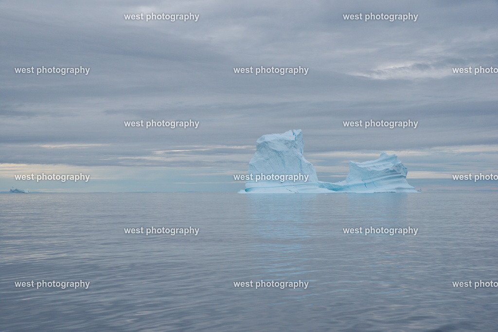 Iceberg Disko 2 - 2018 GNL | west photography - Realisiert mit Pictrs.com