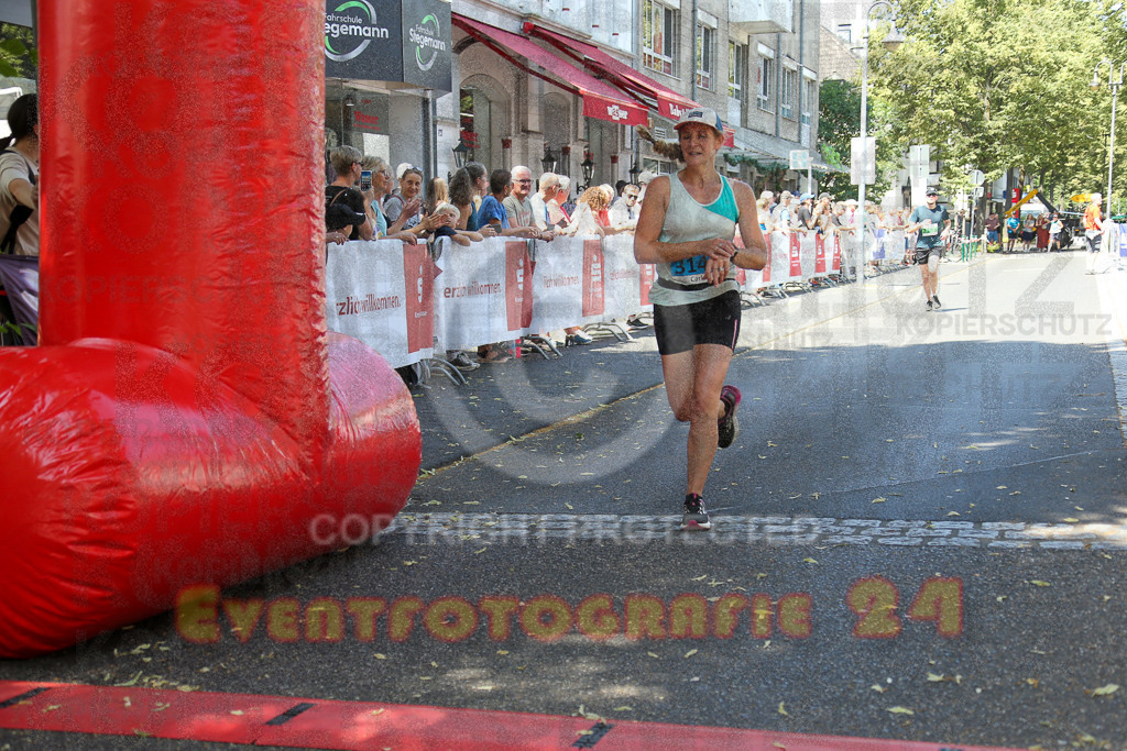 250621_1204_EX1_4807 | Sportfotografie im Rhein-Sieg Kreis, Köln, Bonn, NRW, Rheinland Pfalz, Hessen, etc. Unser Tätigkeitsfeld umfasst den Laufsport vom Volkslauf über den Marathon, Duathlon, Triathon bis zum Ultralauf wie Kölnpfad Ultra oder Schindertrail.