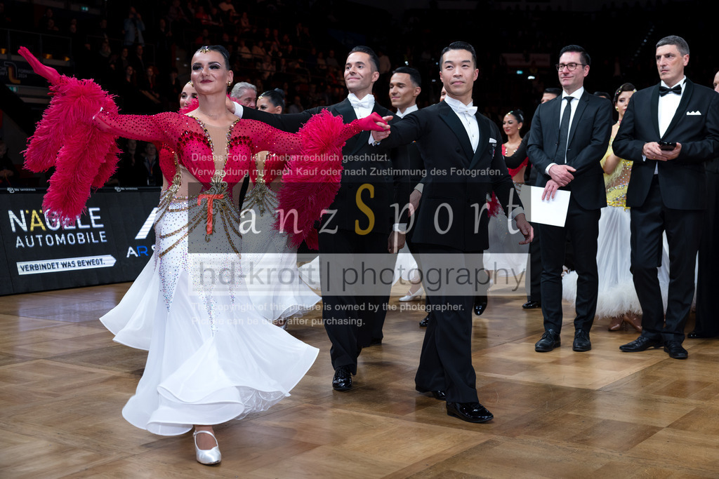 20241109_DM-Formationen_7610 | Tanzsportbilder, Standardtanz, Lateintanz, WDSF, DTV, LTVB, dancecomp, goc, hessen tanzt, blaues band der spree, walzer, tango, wiener walzer, slowfox, quickstepp, samba, rumba, cha-cha-cha, paso doble. jive, hd-kroft photography, turniertanzsport