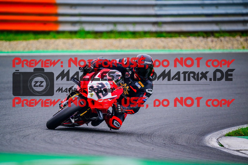 MaZZes_FotoMatrix_240602_6007705_6125 | SBK
