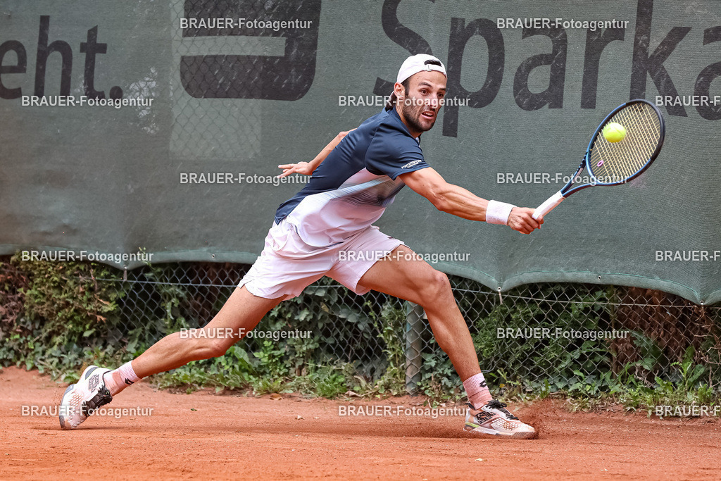 HTC Blau-Weiß Krefeld - LTTC Rot-Weiß Berlin  | Krefeld, Deutschland 21.07.2023, Stefano Travaglia (HTC Blau-Weiß Krefeld) gegen Timo Stadder (LTTC Rot-Weiss Berlin) ,

bei der 2. Tennis Bundesliga Nord Begegnung zwischen HTC Blau-Weiß Krefeld und LTTC Rot-Weiß Berlin am 21.07.2023 in Krefeld.

(Foto: BRAUER-Fotoagentur)
 
