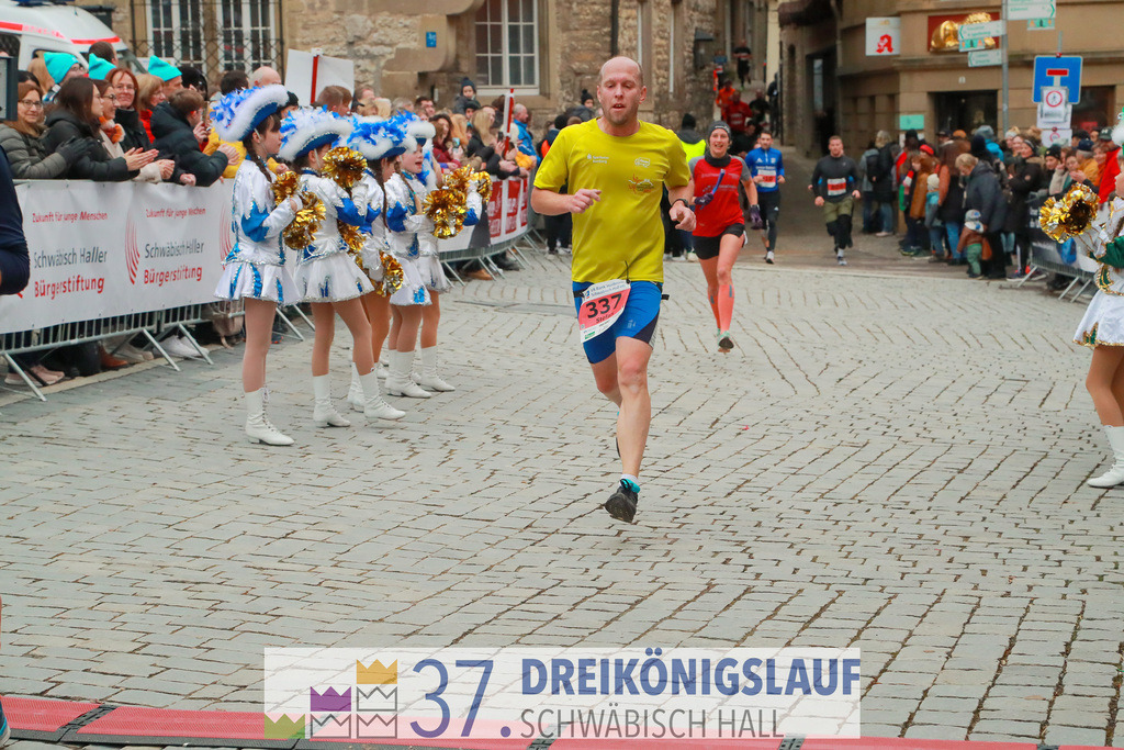 VR Bank Hauptlauf 10000m | 3 Koenigslauf 2023 - Realisiert mit Pictrs.com