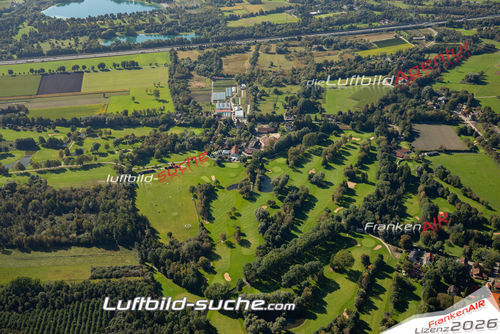 Aktuelles Luftbild von Golfplatz-Eschenried Bergkirchen Kauf mit Lizenz / Bildrechten möglich- Die Luftaufnahme wurde 2021 mittels UL-Flugzeug erstellt ( keine Drohne ) - hochauflösende Kamera-Systeme von  Canon -Beste Qualität - Für grossformatige Ausdrucke geeignet. Die Geschenkidee !