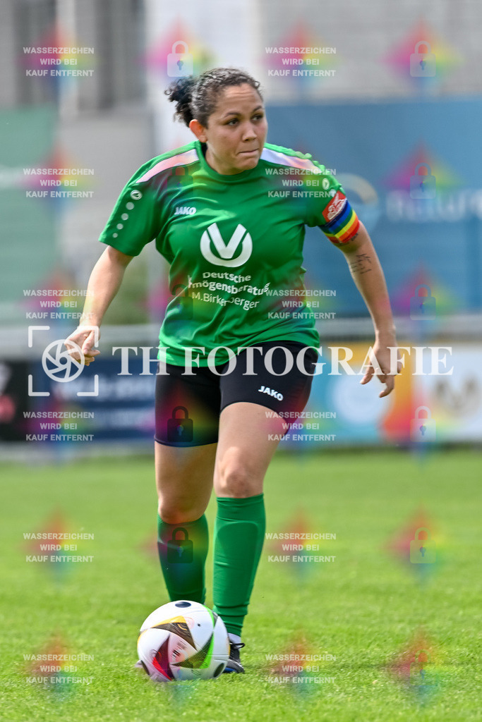 GER, FC Hauingen - SV Waldhaus, Frauen-Fussball, Rothaus Bezirkpokal, Finale, Saison 2024/2025, 29.05.2025 | Fabiane Priscila Leite de Souza (SV Waldhaus, #12)GER, FC Hauingen - SV Waldhaus, Frauen-Fussball, Rothaus Bezirkpokal, Finale, Saison 2024/2025, 29.05.2025Foto: TH Fotografie/Thomas Hess