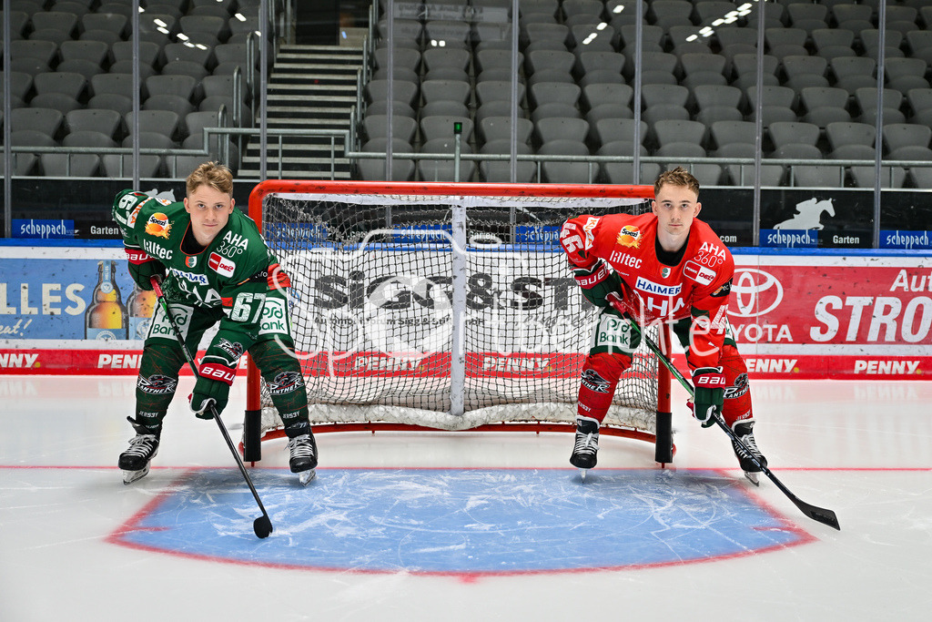 Augsburger Panther 2025/26 | im Bild Florian ELIAS (Augsburger Panther #67) und Moritz ELIAS (Augsburger Panther #46) vor dem Tor / Media Day Augsburger Panther: Curt-Frenzel Stadion am 06.08.2025