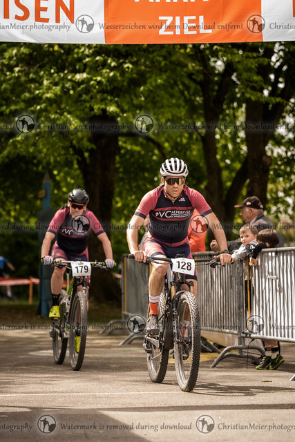 Eierlesen 2026 | Sie wurden bei einem Event oder Sportanlass fotografiert? Hier finden sie ihre Bilder! - Realisiert mit Pictrs.com