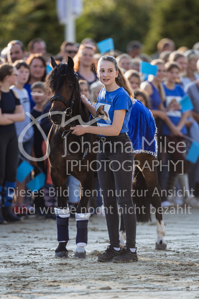 230728_BHO_Showprogramm-598 | Deine schönsten Turniermomente als professionelle Fotos! Entdecke hochwertige Pferdesport-Fotografie im Online-Shop. Jetzt Fotos finden & bestellen!