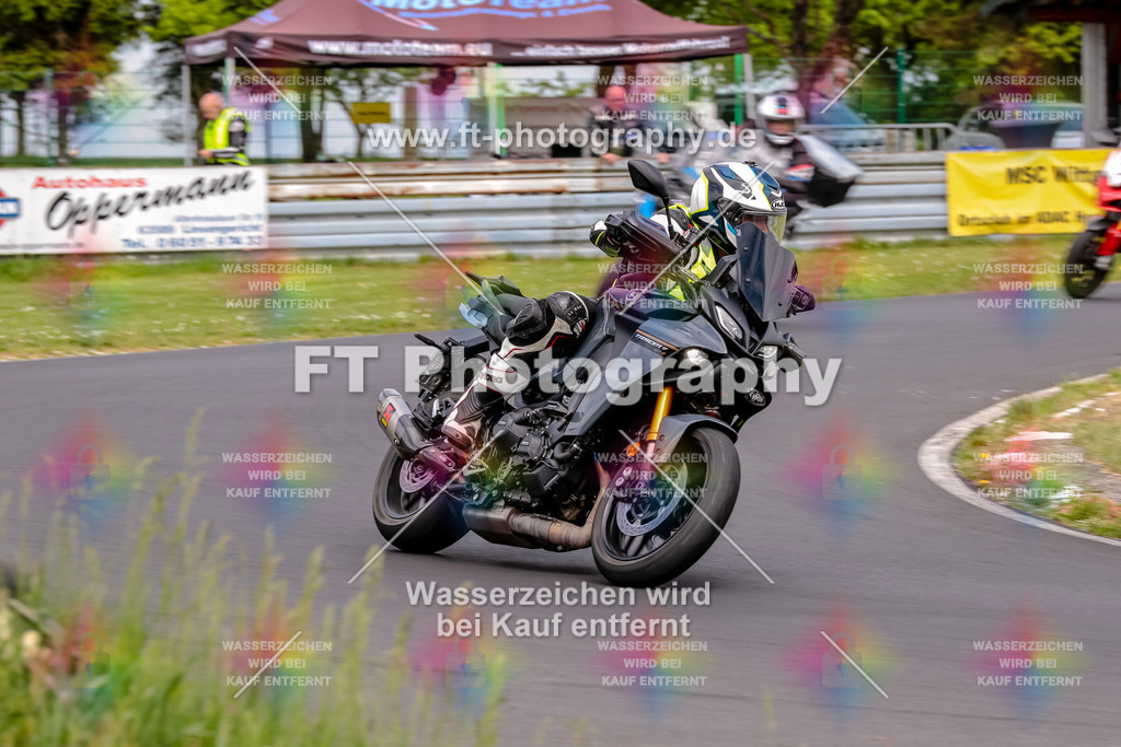 MotoTeamVBK-20879 | Hier findet Ihr Bilder von Touristenfahrten auf der Nürburgring Nordschleife oder von anderen Veranstaltungen die ich besucht habe. Viel Spass beim Durch Schauen 