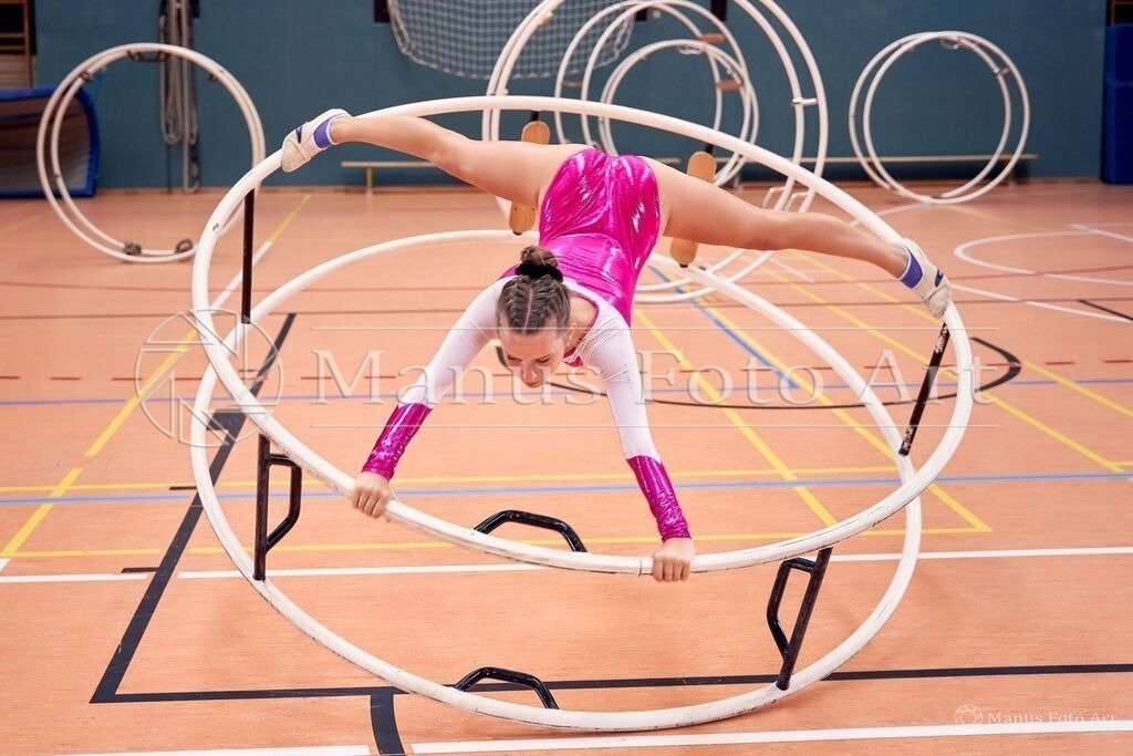 DSC01385 | Professionelle Sportfotografie in Hamburg, Schleswig-Holstein und Niedersachsen – spezialisiert auf Rhönrad, Geräteturnen, Leistungsturnen und rhythmische Sportgymnastik. Bundesweite Begleitung von Rhönrad-Events. Jetzt Sport-Fotos - Realisiert mit Pictrs.com