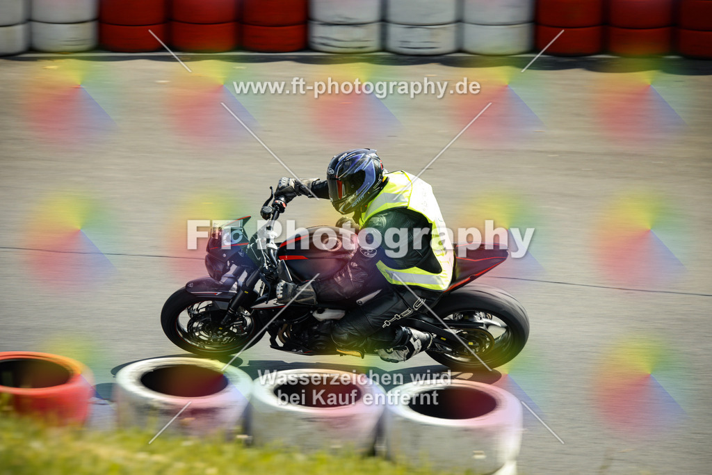 OBK_Mai_Volker_Adam-10631 | Hier findet Ihr Bilder von Touristenfahrten auf der Nürburgring Nordschleife oder von anderen Veranstaltungen die ich besucht habe. Viel Spass beim Durch Schauen 