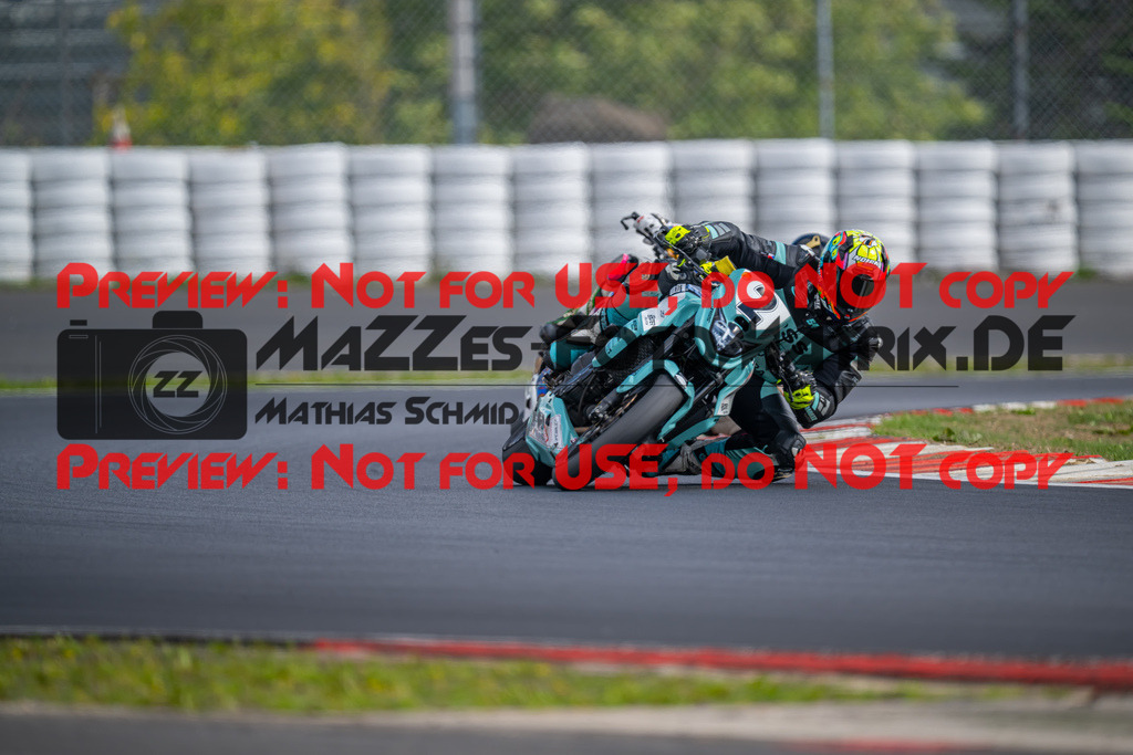 MaZZes-Fotomatrix-20260904-637948 | TWIN