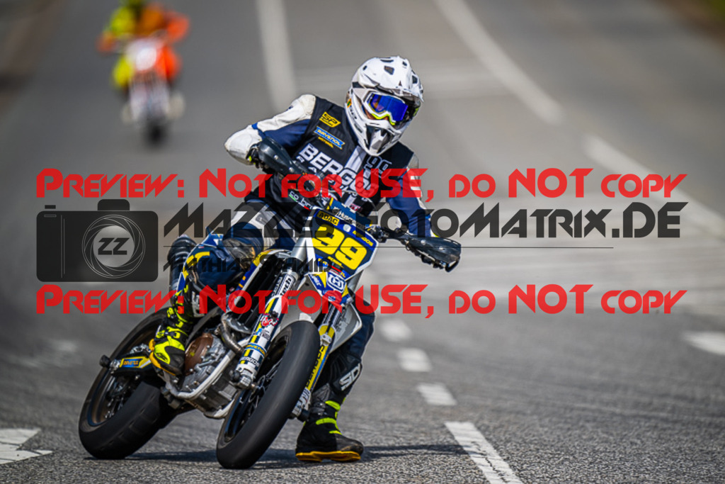 MaZZes_FotoMatrix_220618_1558 | S2