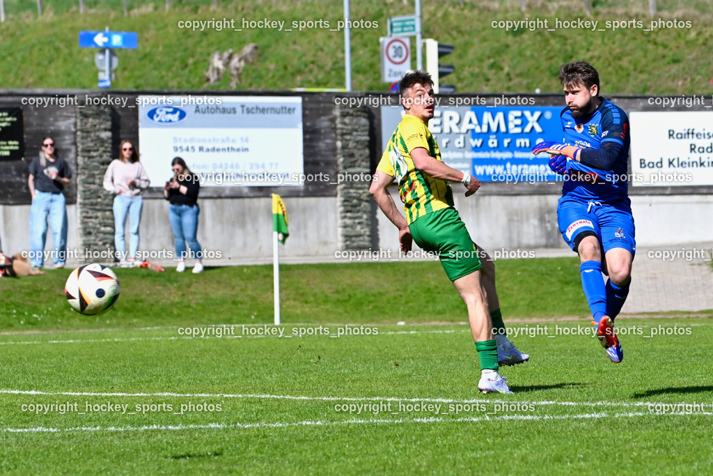 WSG Radenthein vs. Rapid Lienz | #20 Mario Patrick Tarmann WSG Radenthein, #44 Jakub Corej Rapid Lienz, WSG Radenthein vs. Rapid Lienz, WSG Radenthein vs. Rapid Lienz am 12.04.2025 in Radenthein (Sportplatz Radenthein), Austria, (Photo by Bernd Stefan)