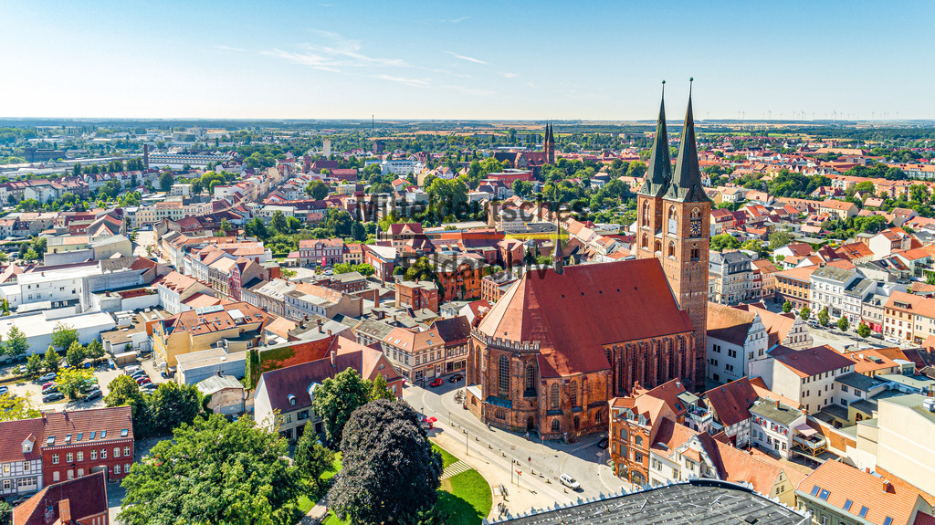 Stendal_Marienkirche_Innenstadt_2020 (1 von 3) | Kirche Stendal - Realisiert mit Pictrs.com