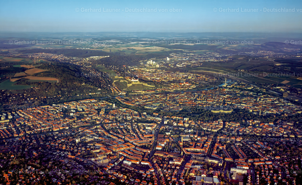 9200826 | Blick über Würzburg von Südost nach Nordwest 2007