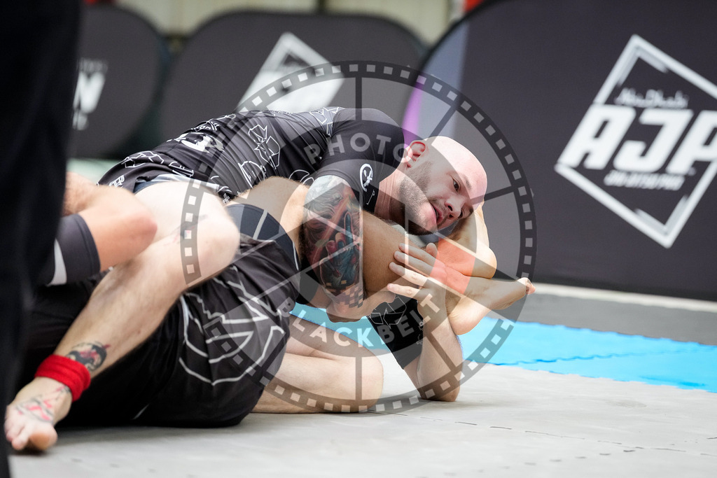 20250920PBB5299 | Athletes compete during the AJP Tour Hamburg International Jiu-Jitsu Championship, on September 20, 2025 in Hamburg, Germany. © Chiara Dazi / photoblackbelt