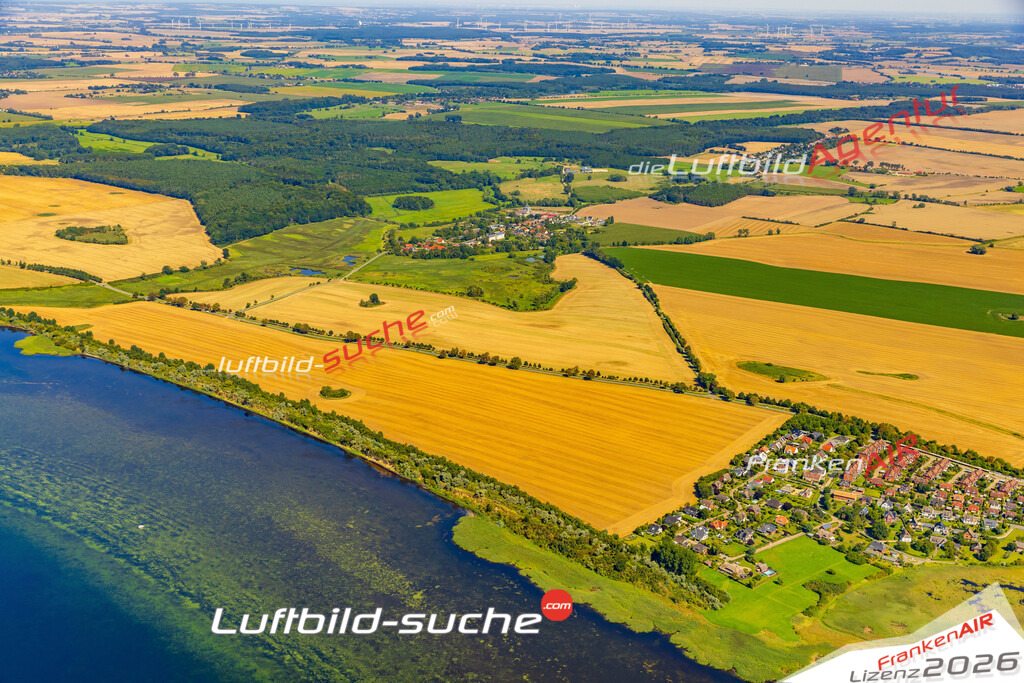Hof Redentin Krusenhagen Bild- Das Luftbild wurde 2025 vom UL-Flugzeug heraus erstellt ( keine Drohne bzw. Drohnenaufnahme ) - Hochauflösende Luftaufnahme -Nicht vergleichbar mit Google Maps oder Satelittenbilder- Die Geschenkidee !Mit Lizenz und Bildrechte bestellbar - CC