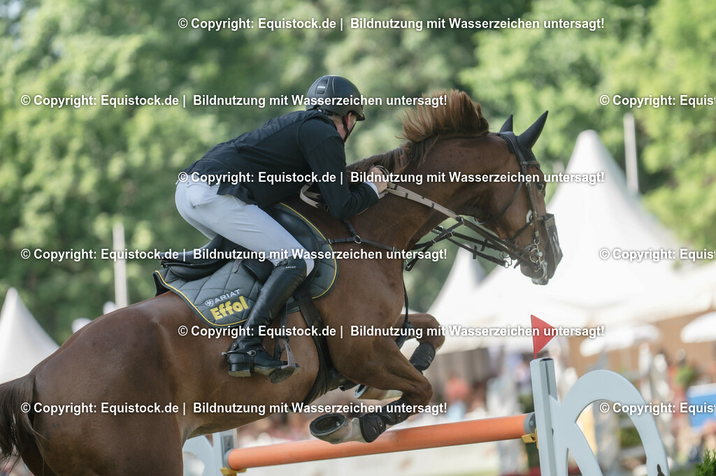 20230528_17_CSI4_Hess.Min.Präs_0109 | equistock