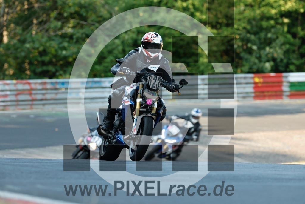 0623-20260803_00943 | Schöne Erinnerungen an spannende Momente - das festzuhalten ist unser Job. PIXELrace.de ist seit 2003 auf den Rennstrecken Europas unterwegs um die Action draußen beim Fahren und die wunderbare Stimmung imm Fahrerlager für euch einzufangen.