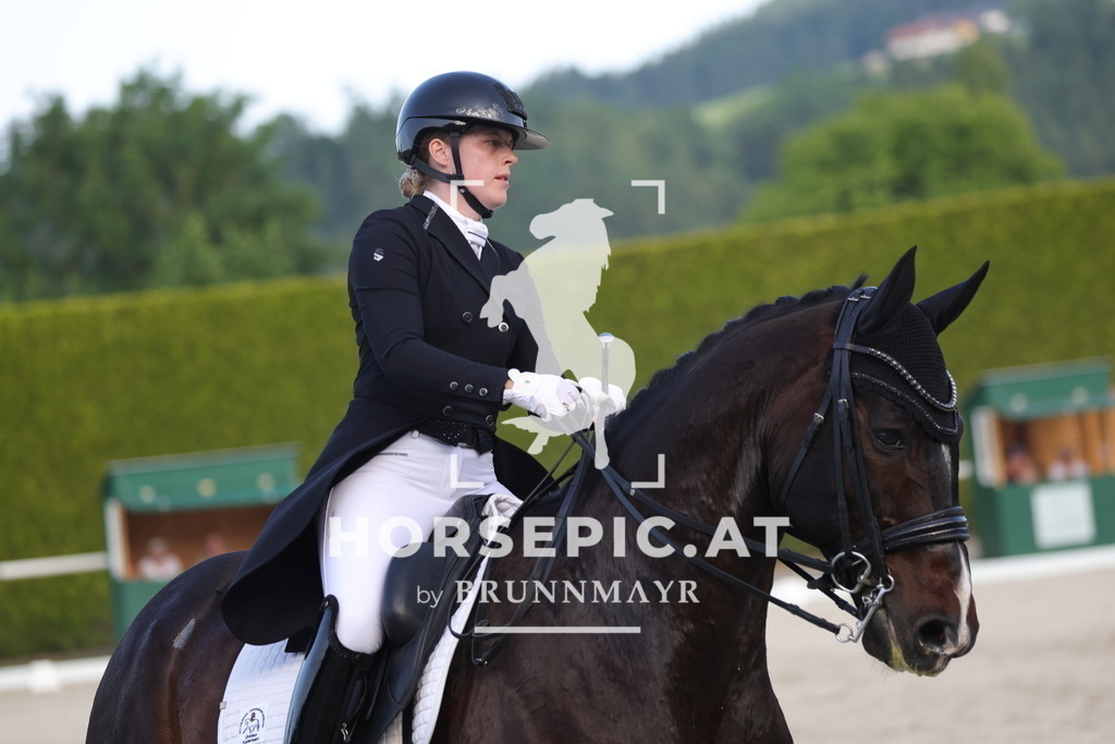 0P6A3733 | Willkommen bei Brunnmayr - Design & Fotografie – Ihrem Spezialisten für Reitturniere und Pferdeveranstaltungen in Oberösterreich, Salzburg und Bayern! Seit über 17 Jahren sind wir leidenschaftlich dabei.