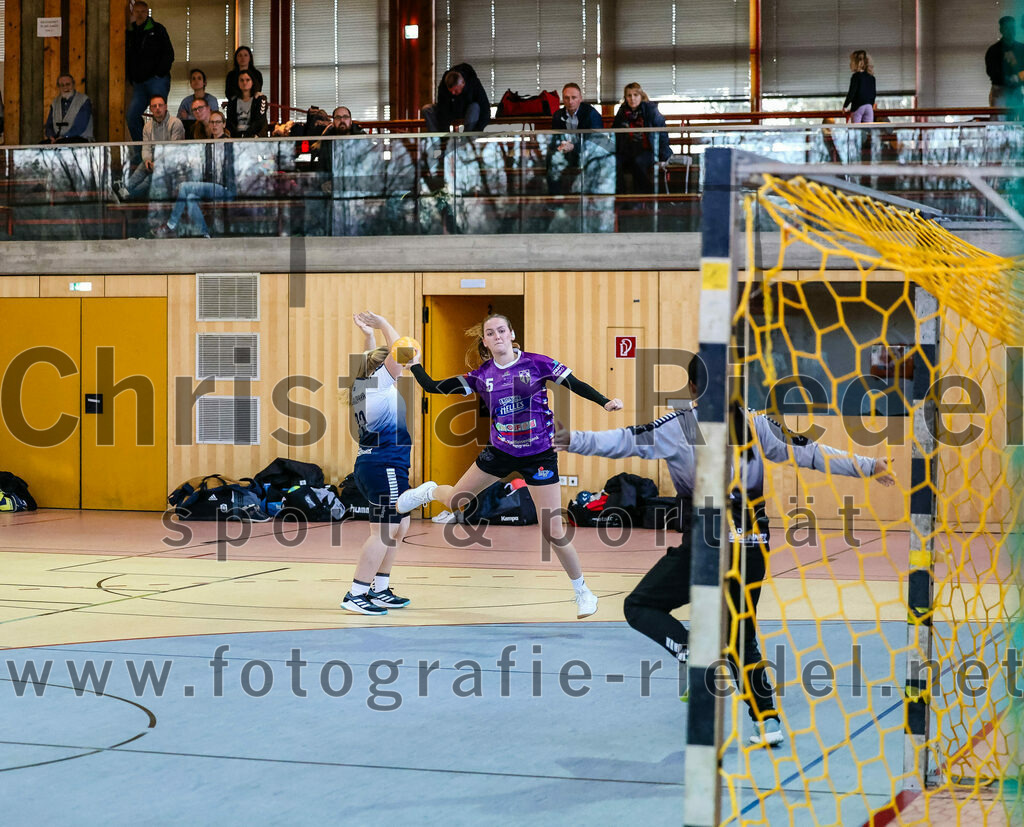 2023-12-16_070_SpVgg_Altenerding_gegen_HC_Donau-Paar_II | Erding, Deutschland, 16.12.2023:
Handball, Bezirksoberliga Frauen Altbayern 2023 / 2024, 10. Spieltag, SpVgg Altenerding gegen HC Donau/Paar II, Endergebnis: 22:22

Foto: Christian Riedel / fotografie-riedel.net