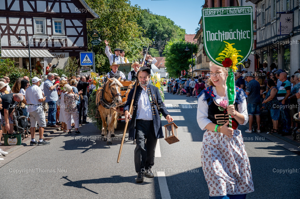 DSC_8072 | Das Burgfest Lindenfels ist ein farbenfrohes Trachtenfest mit Festumzug, Musik und gelebter Heimatkultur – ein Höhepunkt im Veranstaltungskalender des Odenwalds. 