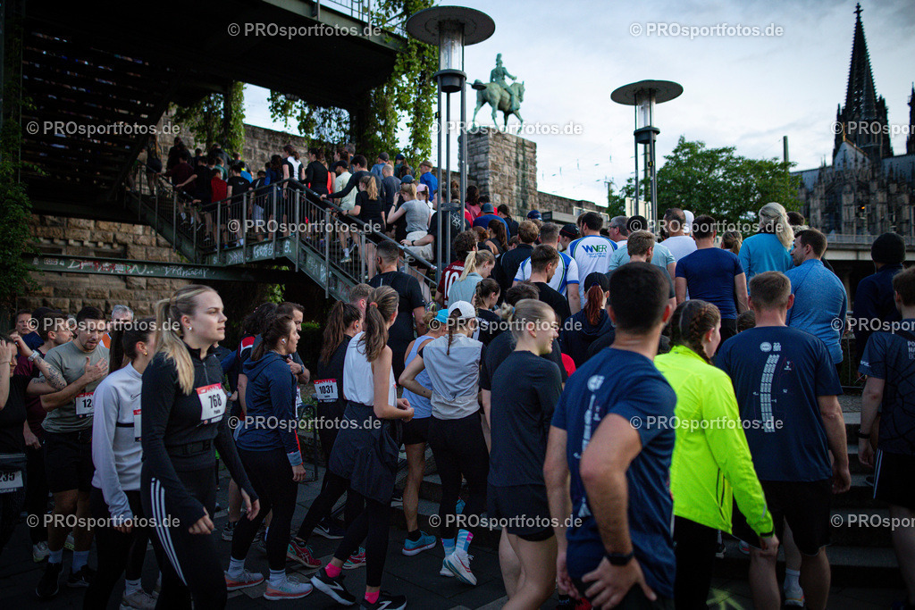 22. Nachtlauf des ASV Koeln; Koeln, 28.05.25 | Impressionen vom 22. Nachtlauf des ASV Koeln am 28.05.25 in der Altstadt von Koeln (Deutschland). Foto: BEAUTIFUL SPORTS/Bernd Hoffmann