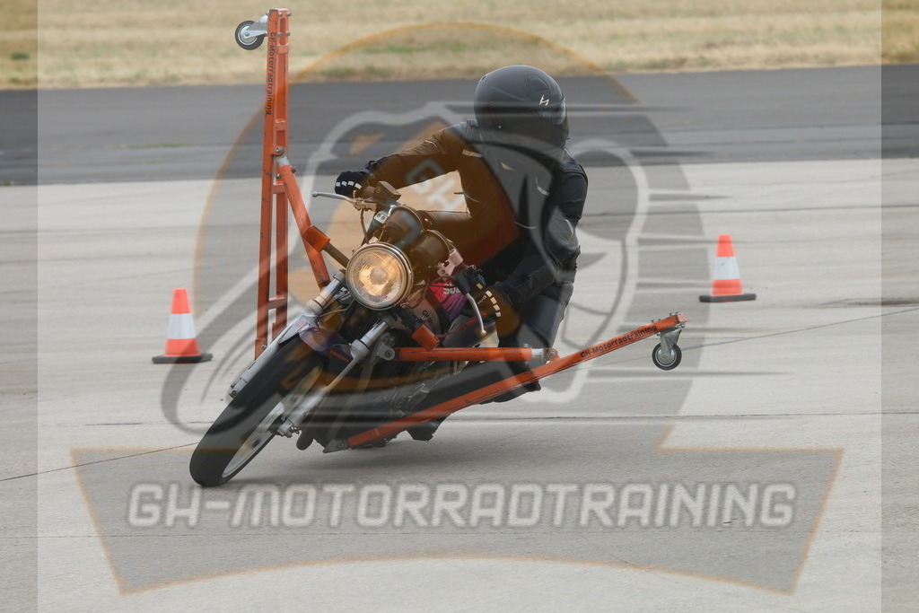 IMG_3349 | gh-motorradtraining-foto.de - Realisiert mit Pictrs.com