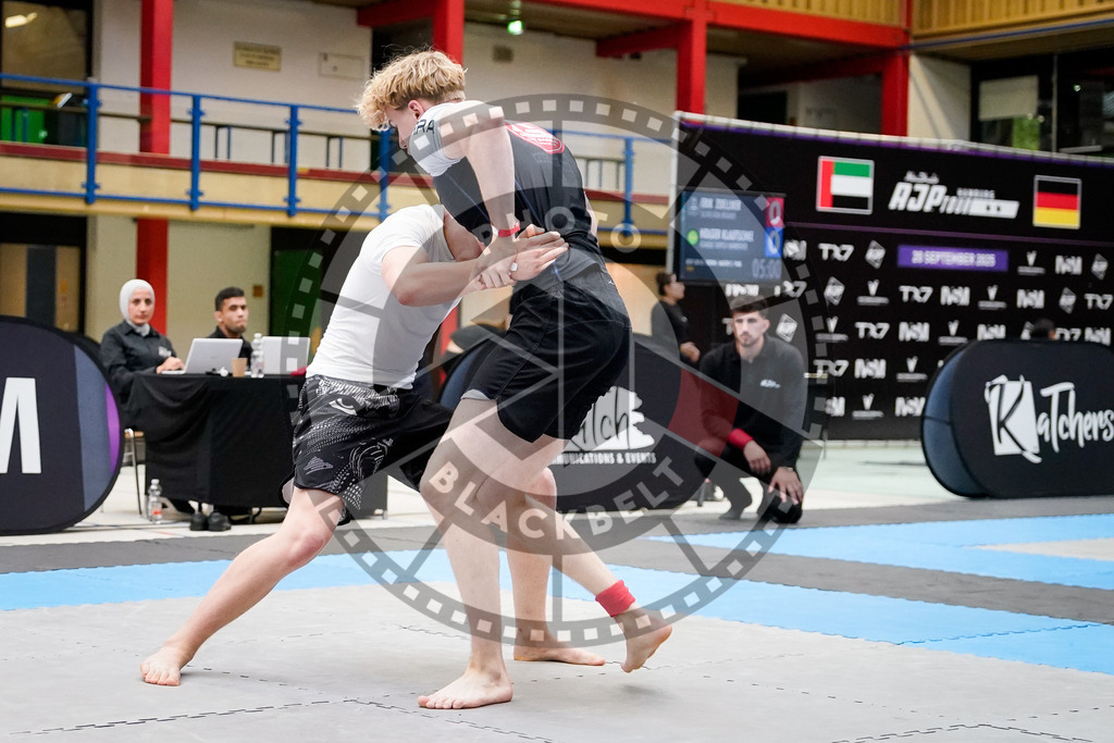 20250920PBB6602 | Athletes compete during the AJP Tour Hamburg International Jiu-Jitsu Championship, on September 20, 2025 in Hamburg, Germany. © Chiara Dazi / photoblackbelt