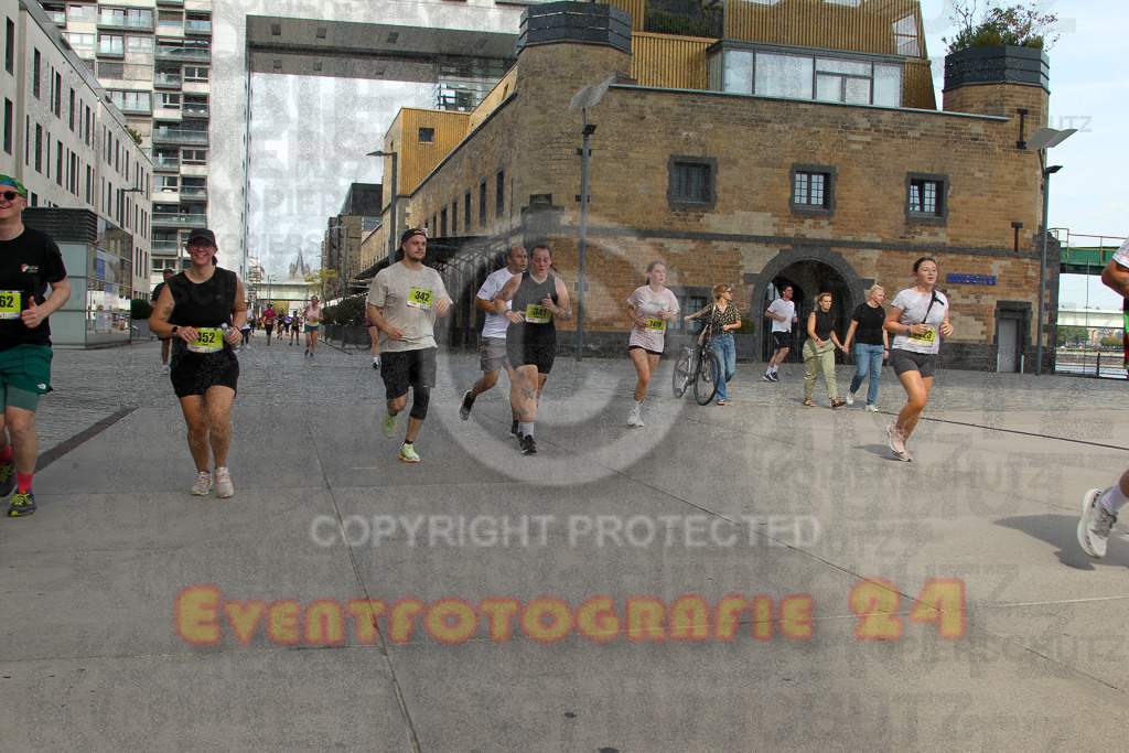 250920_1336_EV4_6229 | Sportfotografie im Rhein-Sieg Kreis, Köln, Bonn, NRW, Rheinland Pfalz, Hessen, etc. Unser Tätigkeitsfeld umfasst den Laufsport vom Volkslauf über den Marathon, Duathlon, Triathon bis zum Ultralauf wie Kölnpfad Ultra oder Schindertrail.