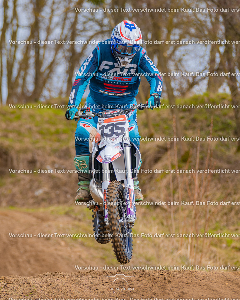 25_03_15_Schönfeld-6708 | Sportfotografin aus Berlin-Brandenburg mit Fokus auf Motocross. Ich halte deine sportliche Leistung und echte Emotionen auf und neben der Strecke professionell fest. Entdecke die Fotos von deinem Rennen und bestelle sie direkt hier im Shop.
