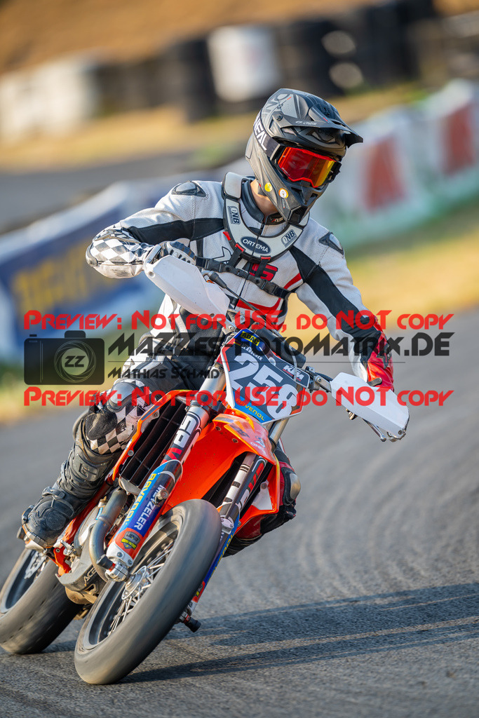 MaZZes-Fotomatrix-20260816-610033 | S2